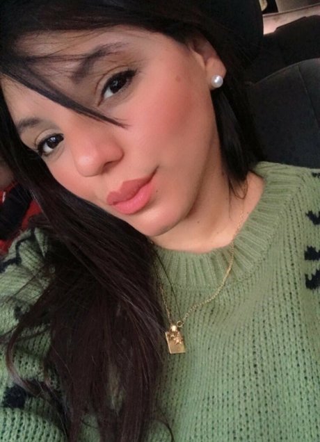 sabrinadbg top sex bild