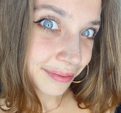 Mihanika top pornostar foto