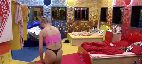 Valo Vilag erwachsene pornografische bild