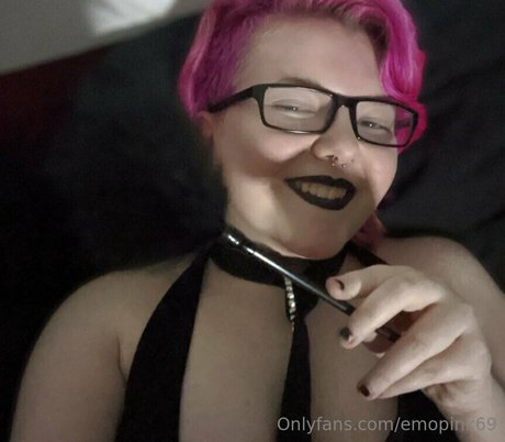 emopink69 perfekte nackte bilder