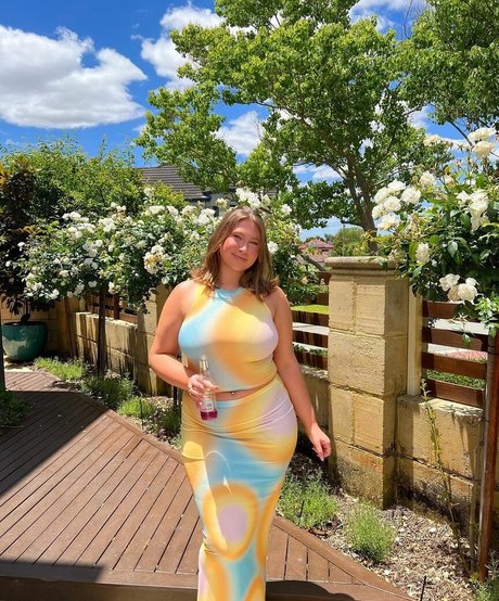 Sophia From Perth schauspielerin nackten archiv