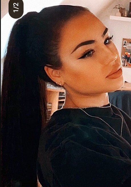 Fiona Schramm hd schöne foto