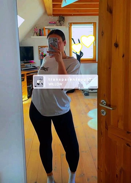 Fiona Schramm kunst freie bilder