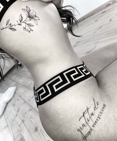 Fiona Schramm hd erwachsene foto