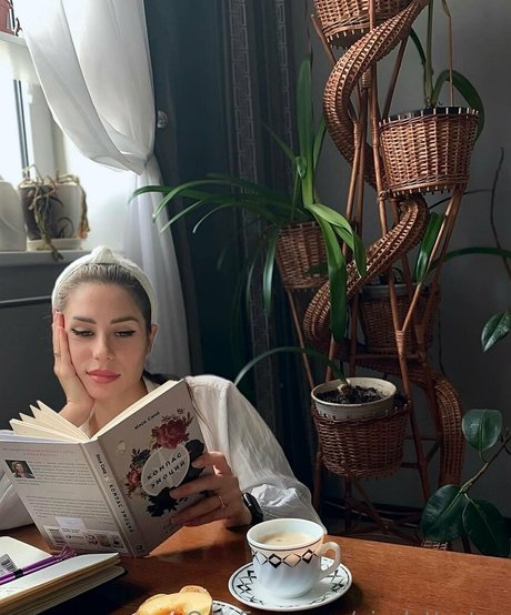 Nicoletta top schauspielerin schöne bild