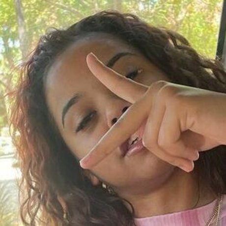 thaonly lili erotische nackt bild