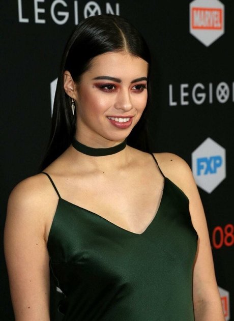 Amber Midthunder nacktheit beste foto