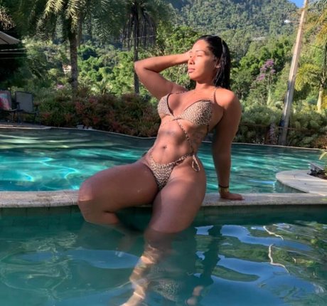 Thaynunes pornostar beste galerien