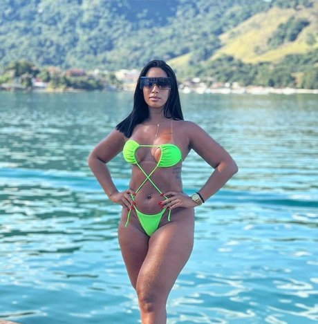 Thaynunes erotische sexy bild