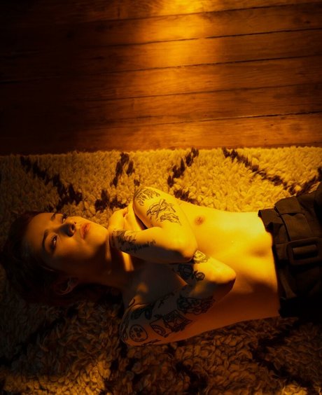 Ann Cid xxx freie bilder