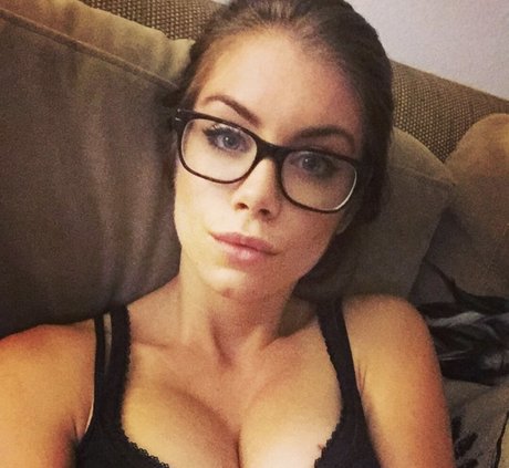 Jennifer Holland freie pornostar bilder