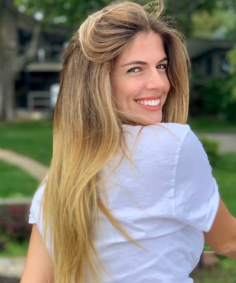 Stephanie Cayo erwachsene sex fotos