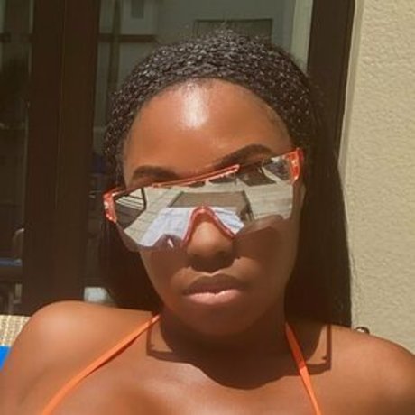 chawandaxoxo erotische xxx bild