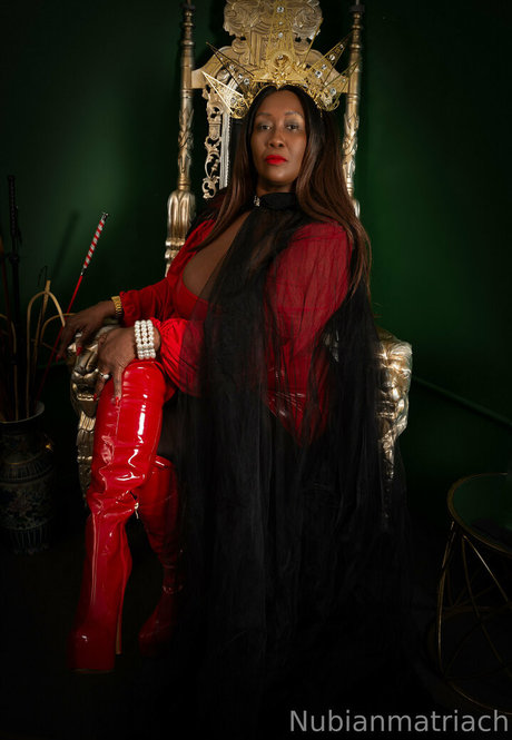 madam___caramel sex archiv