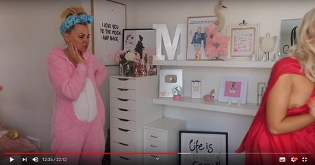 Misha Grimes model akt archiv