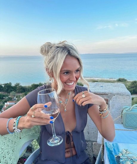 Misha Grimes freie pornografische foto