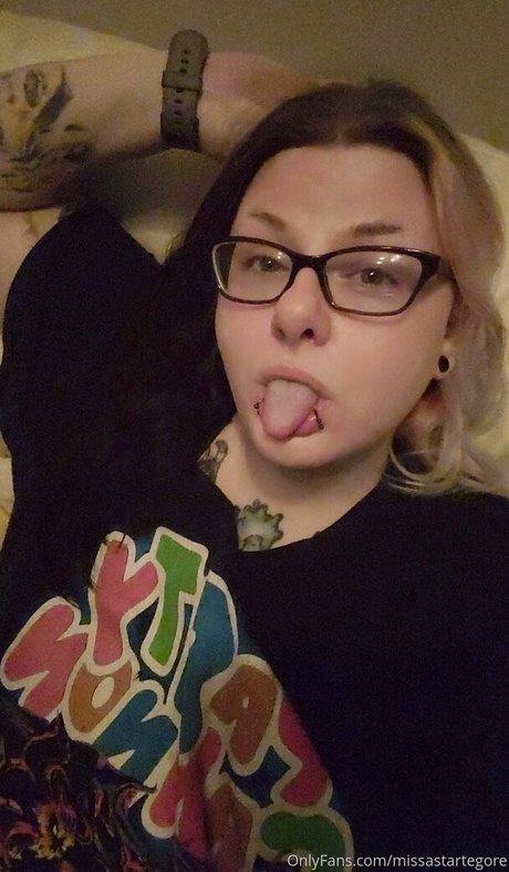 astarte gore nacktheit pornografische bild