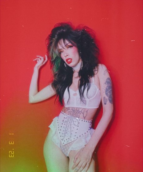 Angel Ferrari model foto