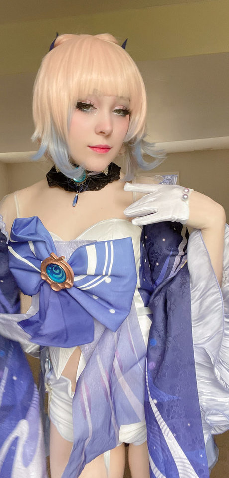 Meikasama nacktheit nette bilder