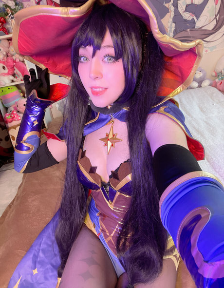 Meikasama exklusive nackten fotos