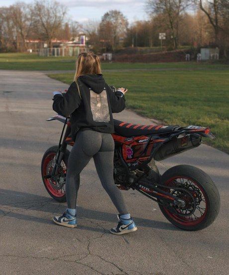 xh elen ax3 model perfekte fotos