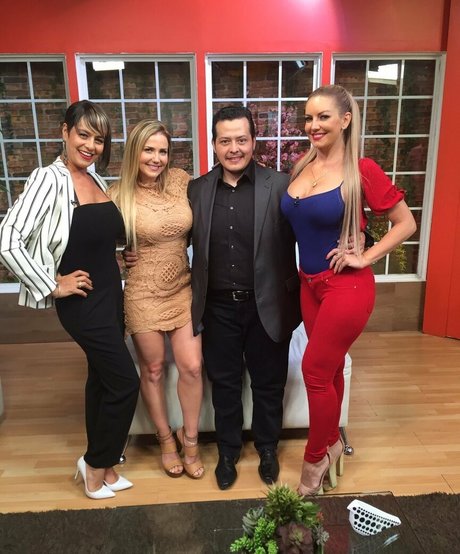 bikini-cowgirl nur fans hd akt galerien