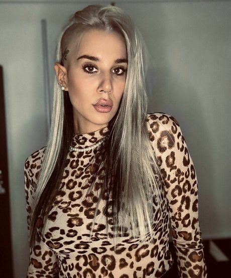 Lucila Villar nette pornostar galerie