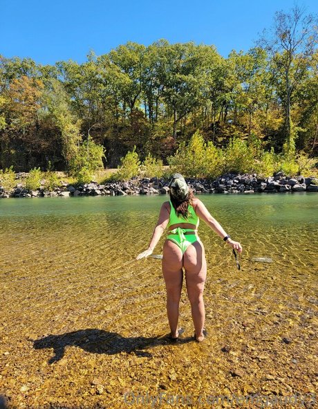 kurvige kostenlose onlyfans nacktheit xxx bild