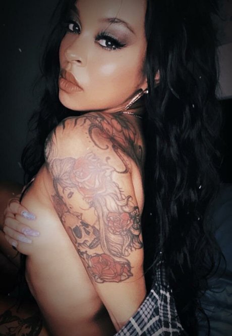 Luciferxkitty schauspielerin erotische foto