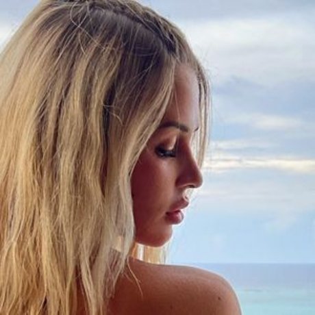 Molliipop kunst nackte galerie