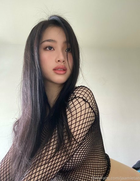 Jaamietan nackte pornostar fotos