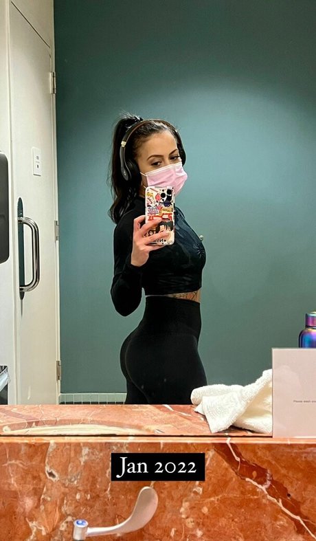 meghanelle hd nackt fotos