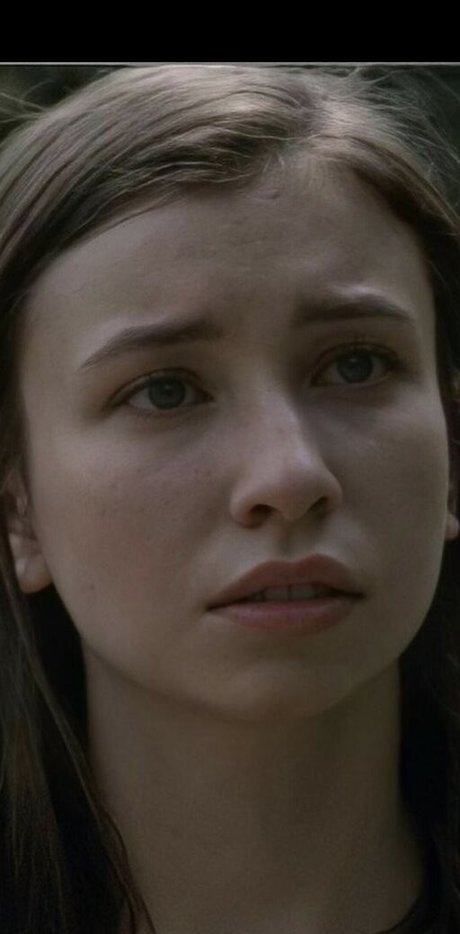 Katelyn Nacon nackt porno bild