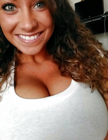 Brino Wyant schöne nackte galerien