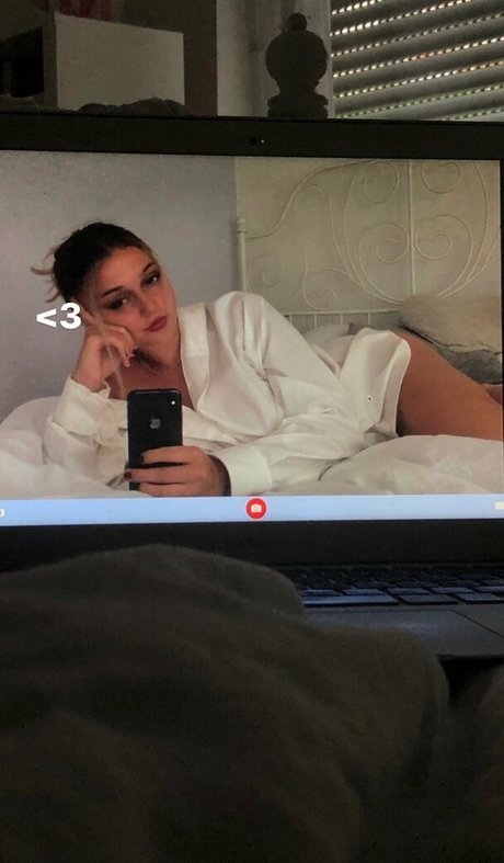 Elly Anne perfekte heiße galerien