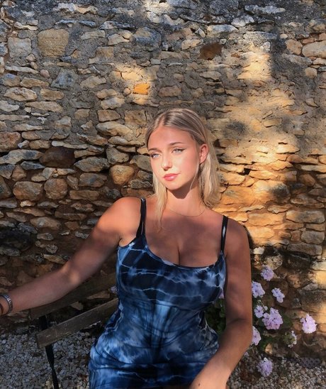 Elly Anne kunst pornostar bild