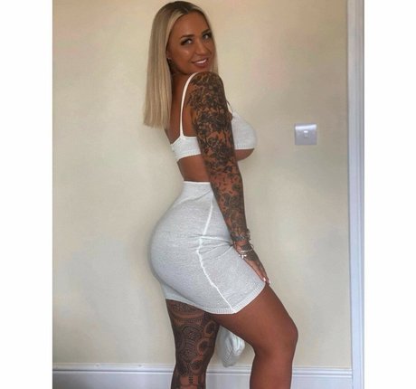 Faye Padley porno akt bild