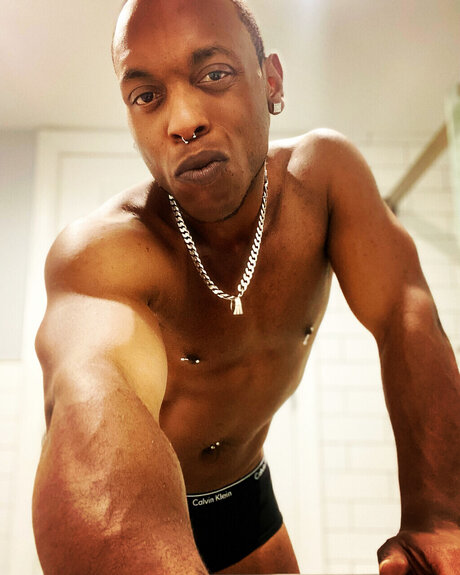 Famou55tar freie porno bild