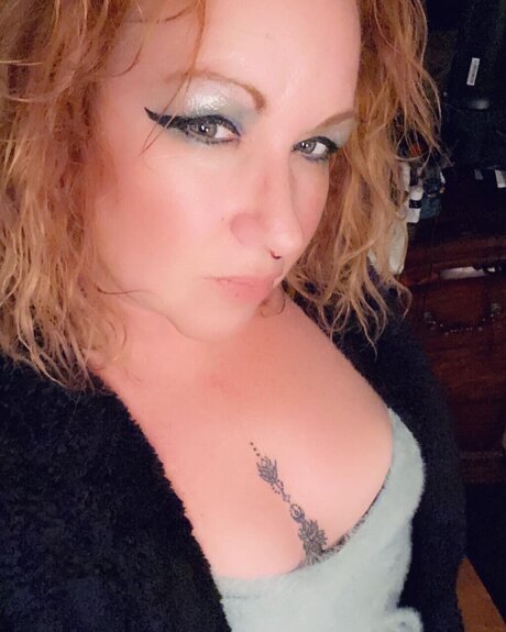 TruRed schauspielerin erotische archiv