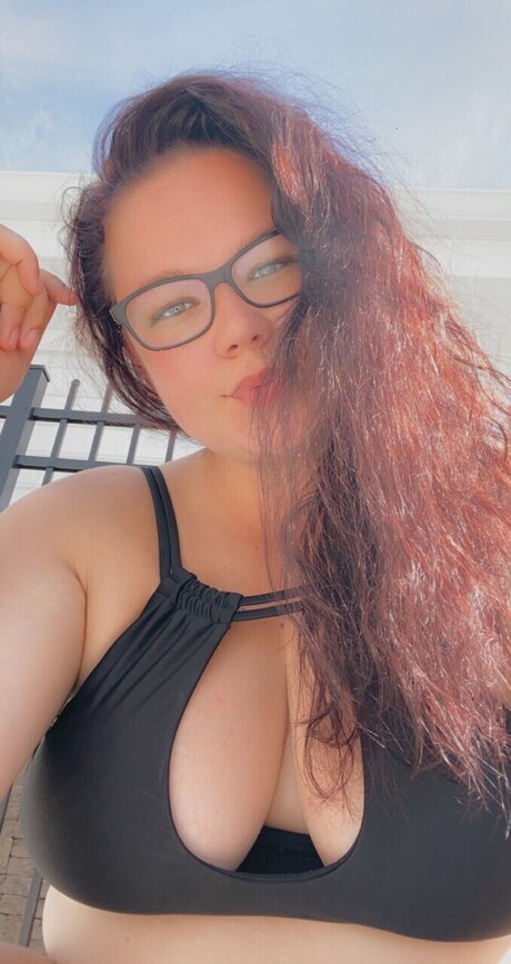 große latina-onlyfans kunst erwachsene bilder