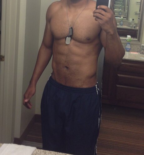 Macneezie erwachsene nackt bild