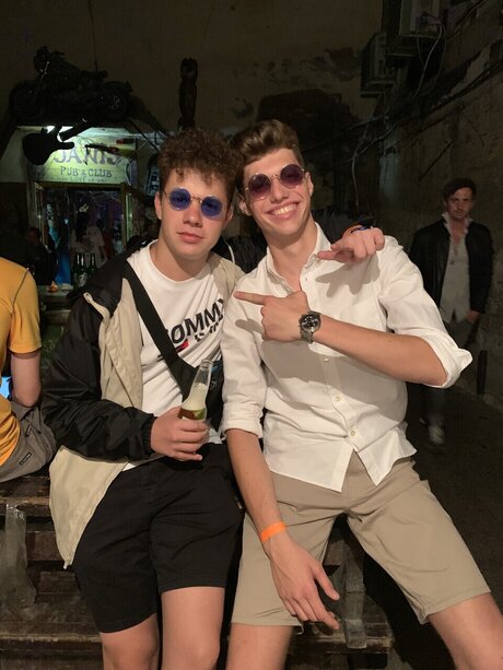 Robert Muzsic freie sex galerien