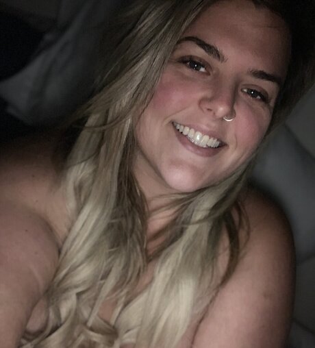 Josie Exotic schöne nackt fotos