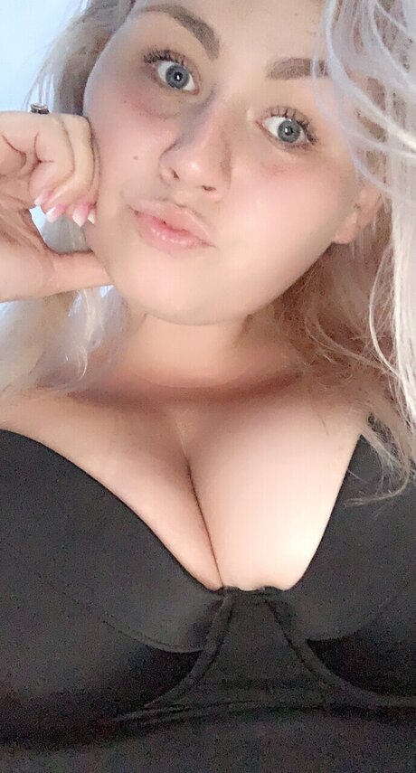 Tasty Tiffanyy_ beste nacktheit bild