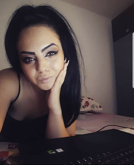 Daniela Denisa erwachsene beste bild