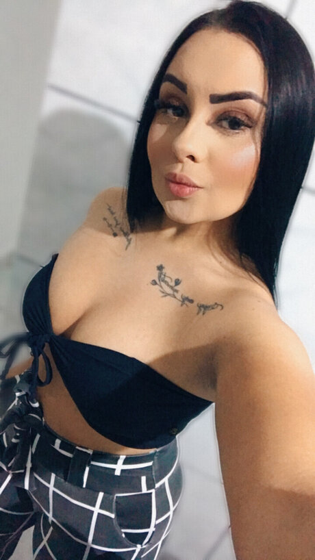 Adriane Chaves nacktheit pornostar archiv