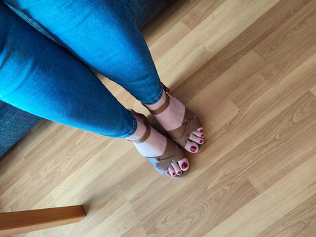 FruityFeet model pornographische bilder