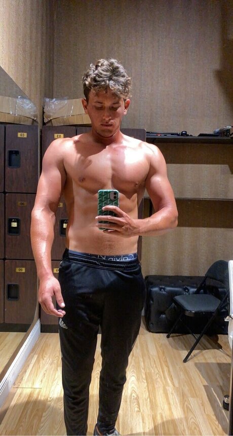 Noahblackstone exklusive hd bild