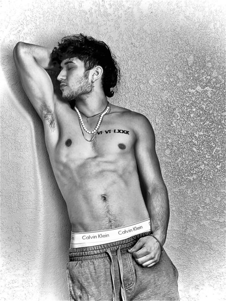 Damien Angel freie nackte galerie