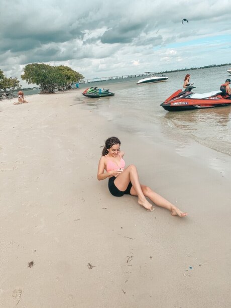 Feet Queen schauspielerin nackten galerien